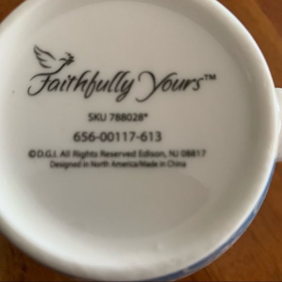 NWOT Faithfully Yours Blessed and Loved Mug - Picture 3 of 8